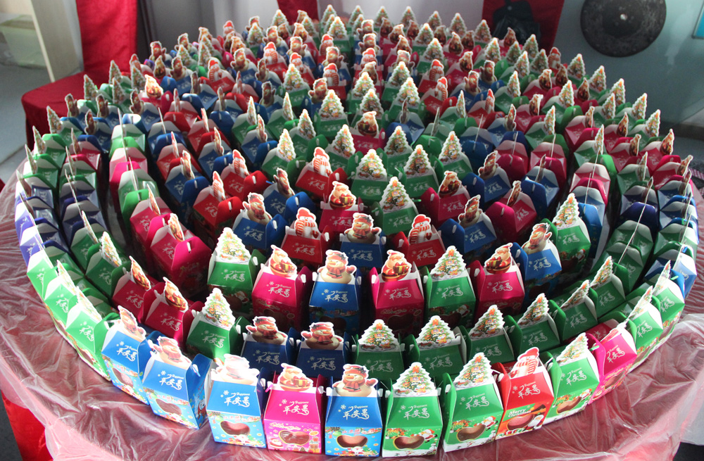PA视讯集团官网为员工发放圣诞礼物&mdash;&mdash;平安果